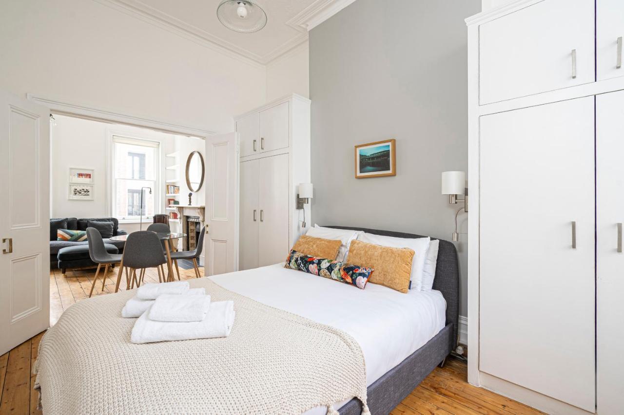 Chic Apartment Near Kensington Palace Londen Buitenkant foto