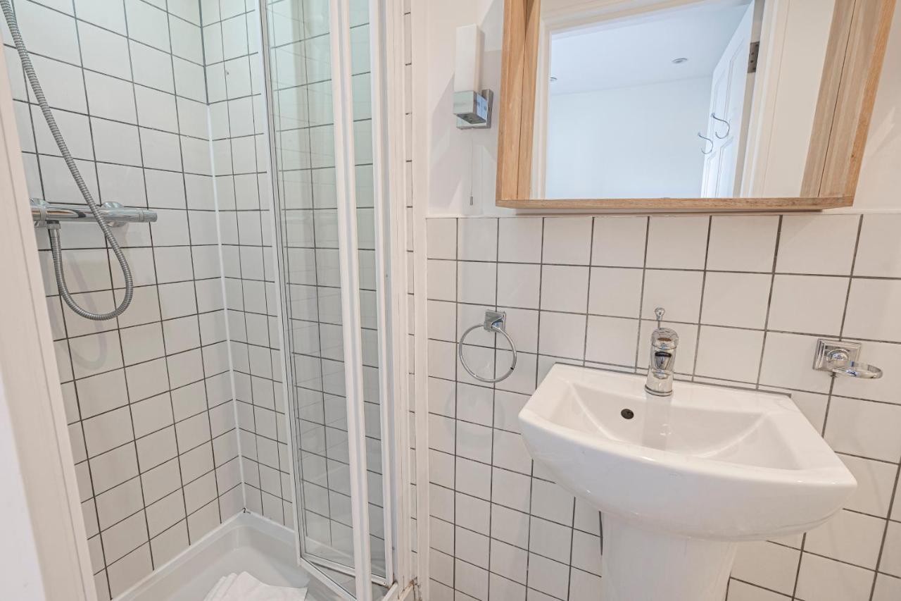 Chic Apartment Near Kensington Palace Londen Buitenkant foto